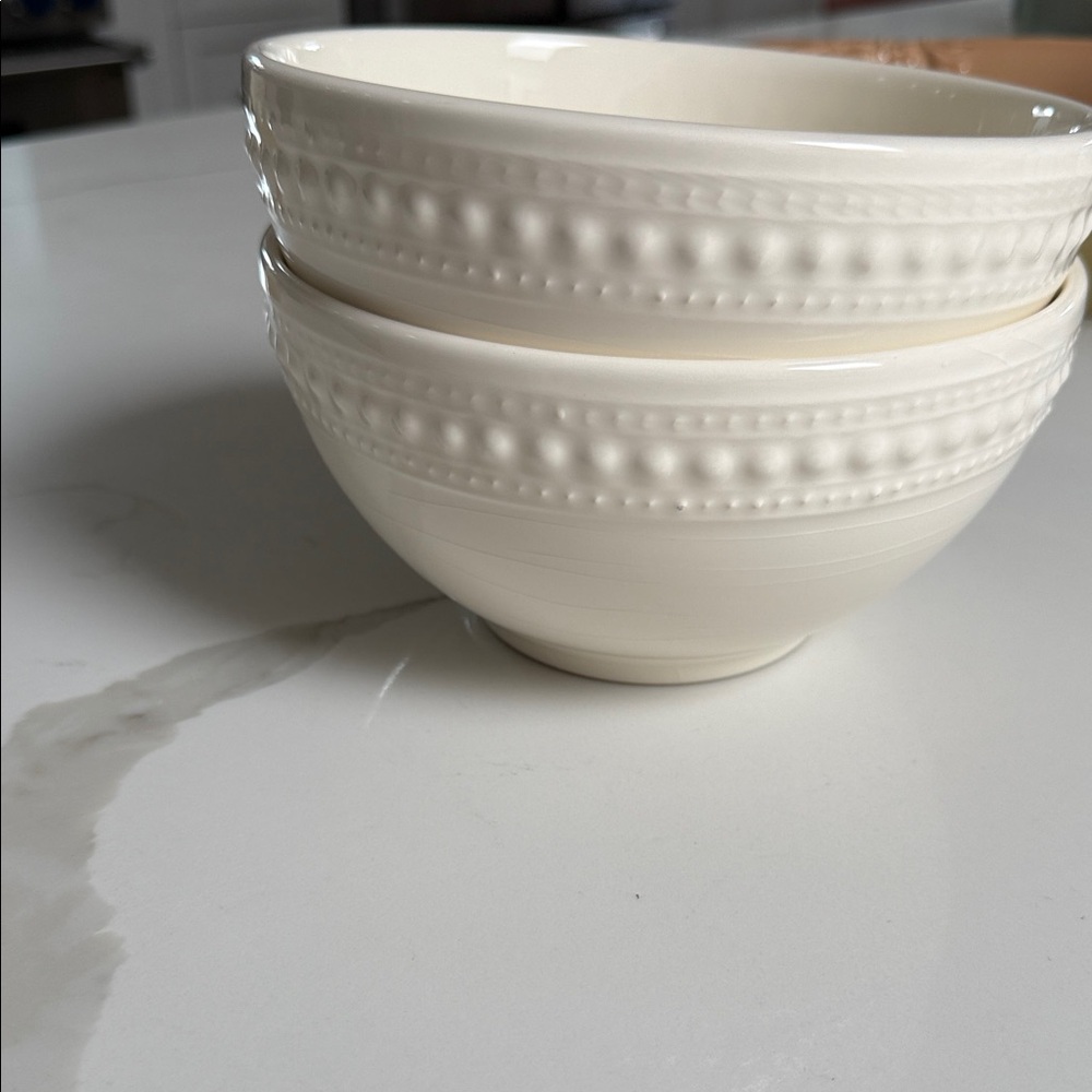 Elegant Cream Ceramic Bowls